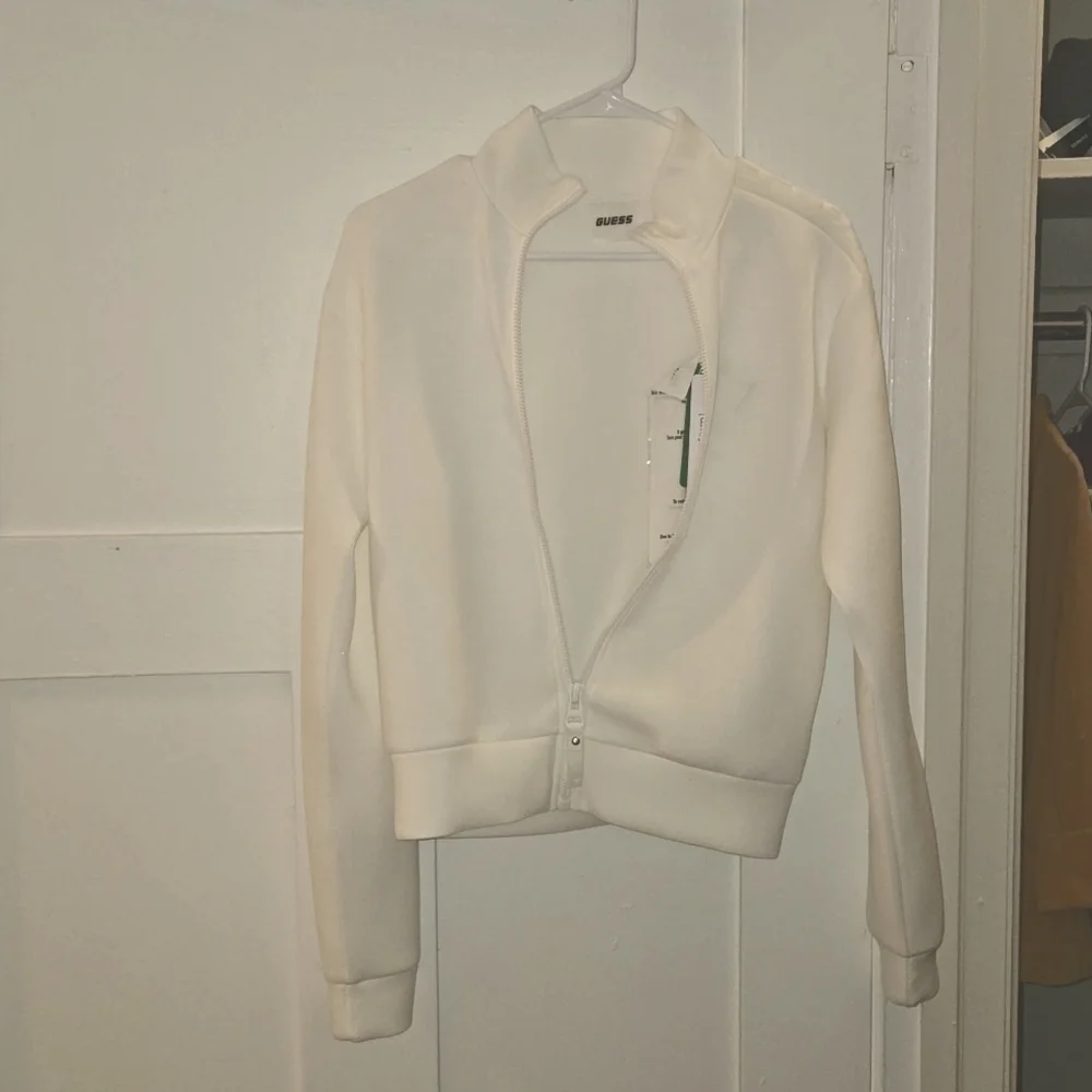 Guess jacket - Picture 1 of 3